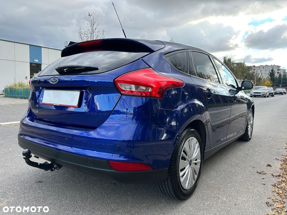 Ford Focus 1.6 Trend - 9