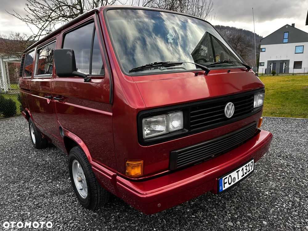 Volkswagen Multivan - 11