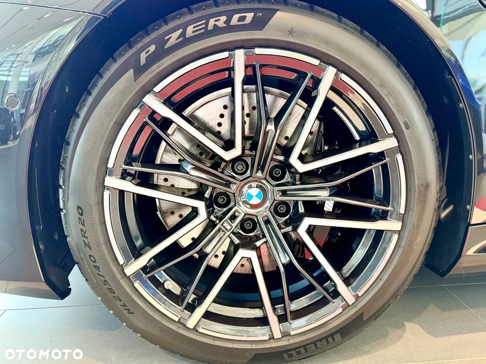 BMW M5 xDrive - 7