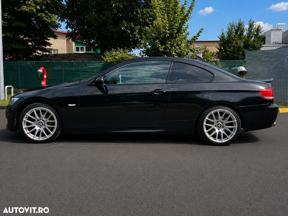 BMW Seria 3 320d Aut. - 11