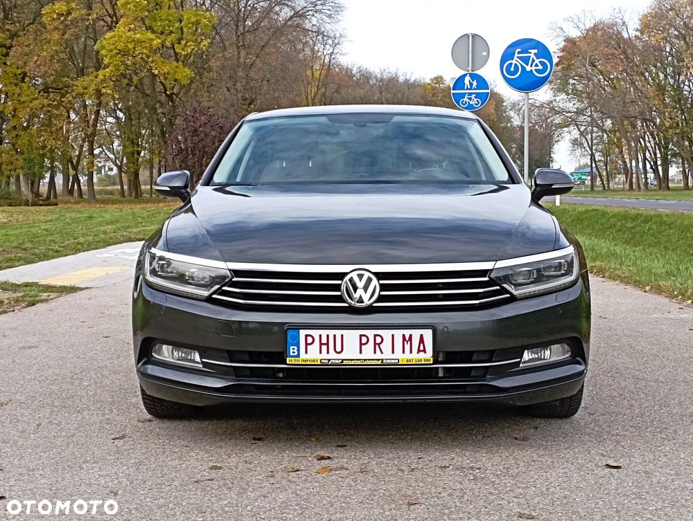 Volkswagen Passat 2.0 TDI (BlueMotion Technology) DSG Comfortline - 9