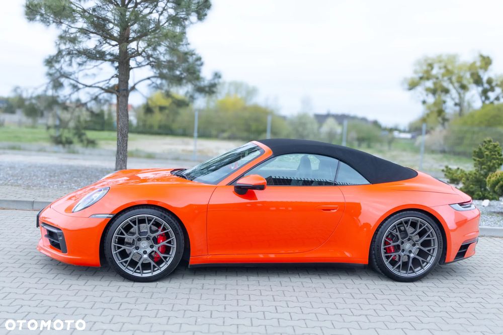 Porsche 911 Carrera 4S - 13