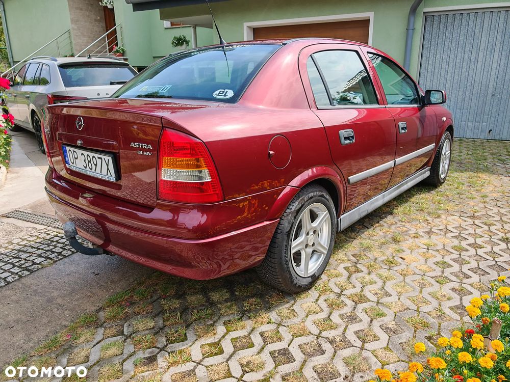Opel Astra 1.4 Club - 4