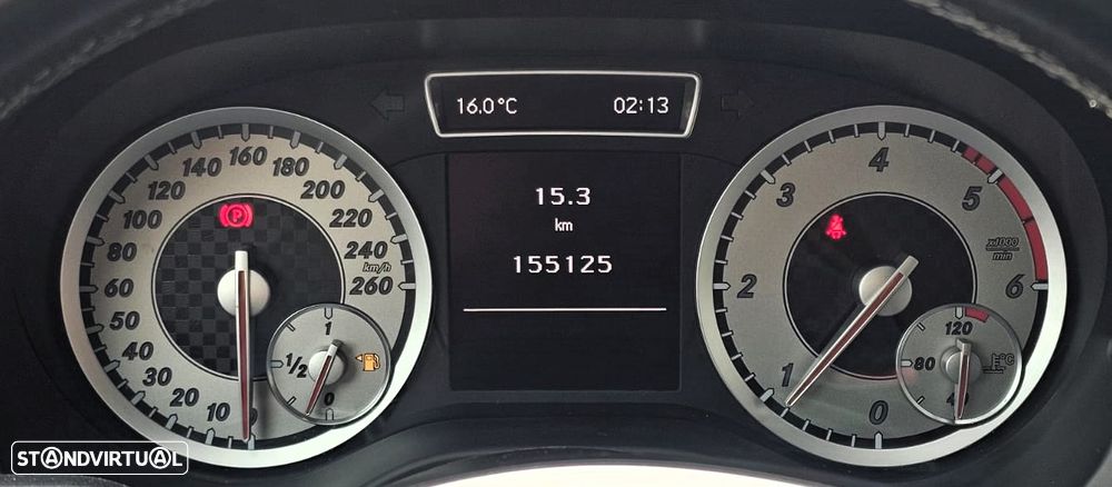 Mercedes-Benz A 180 CDI (BlueEFFICIENCY) Urban - 12