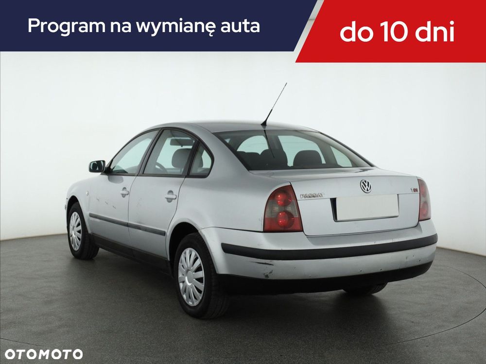 Volkswagen Passat - 6