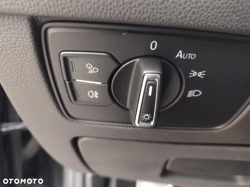 Volkswagen Arteon 2.0 TDI 4Motion SCR Elegance DSG - 28