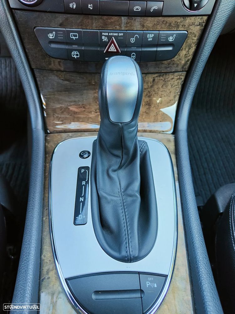 Mercedes-Benz E 220 CDI Auto Avantgarde - 12