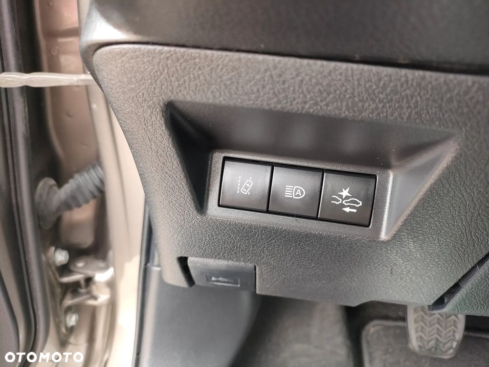 Toyota Yaris 1.0 Premium - 23