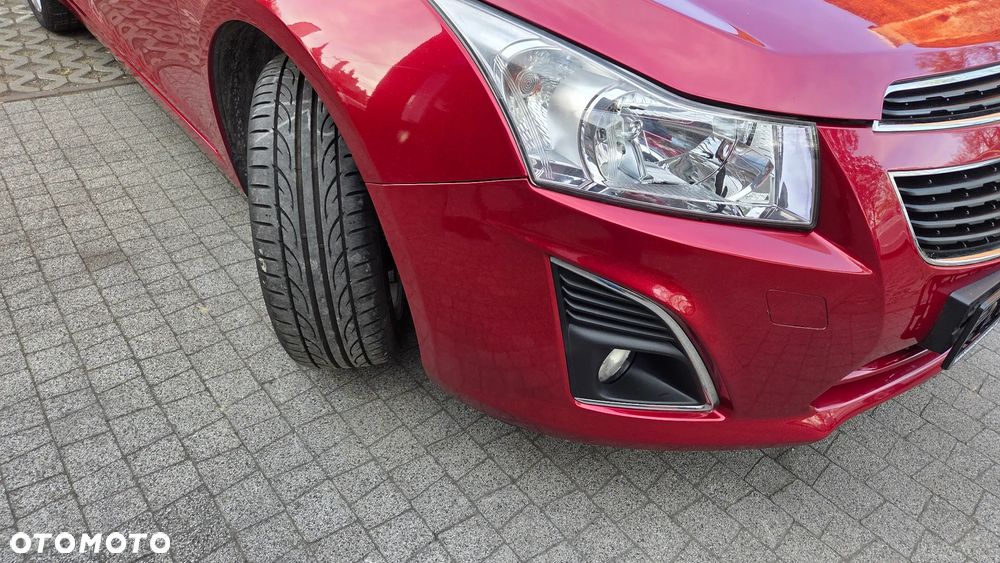 Chevrolet Cruze 1.8 LTZ - 12