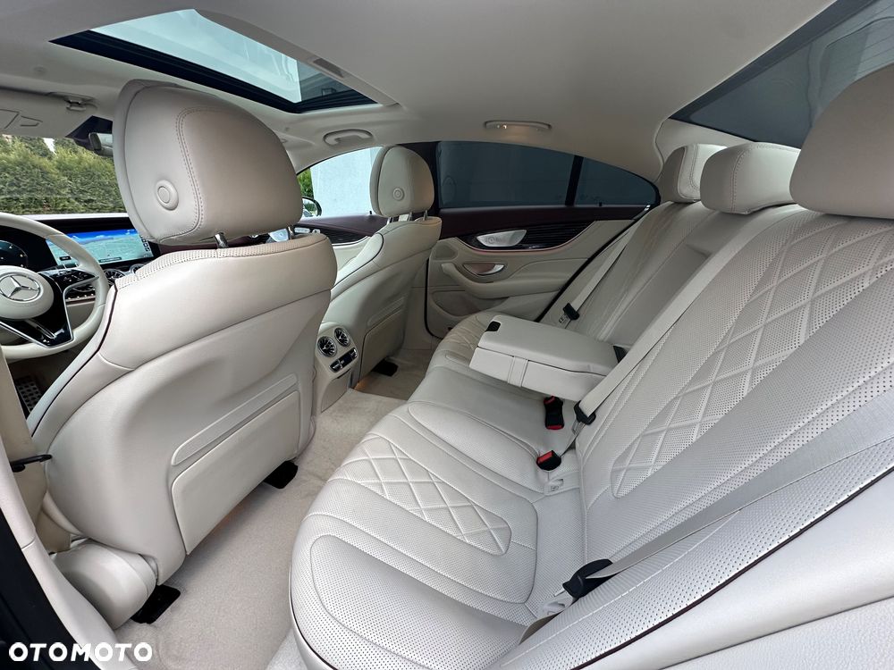 Mercedes-Benz CLS - 26