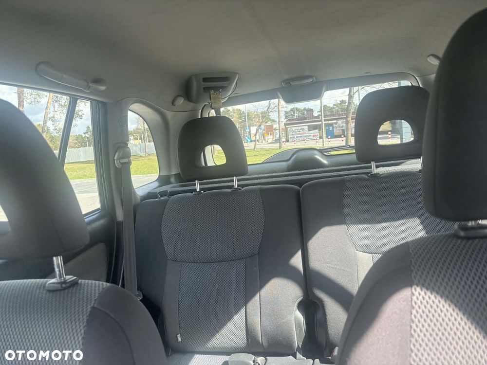 Toyota RAV4 2.0 D-4D 4x4 - 12