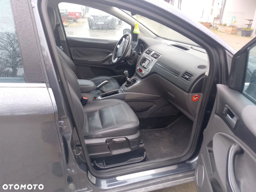 Ford Kuga 2.0 TDCi Titanium FWD - 7