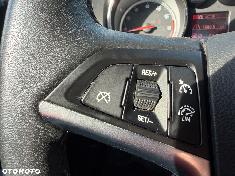 Opel Astra - 17