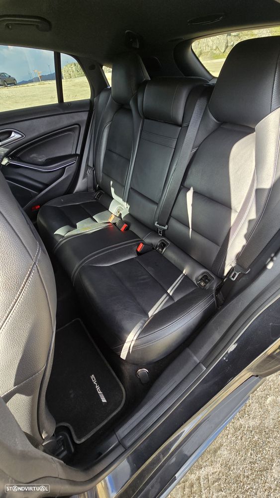 Mercedes-Benz CLA 45 AMG 4Matic Speedshift 7G-DCT Night Edition - 7