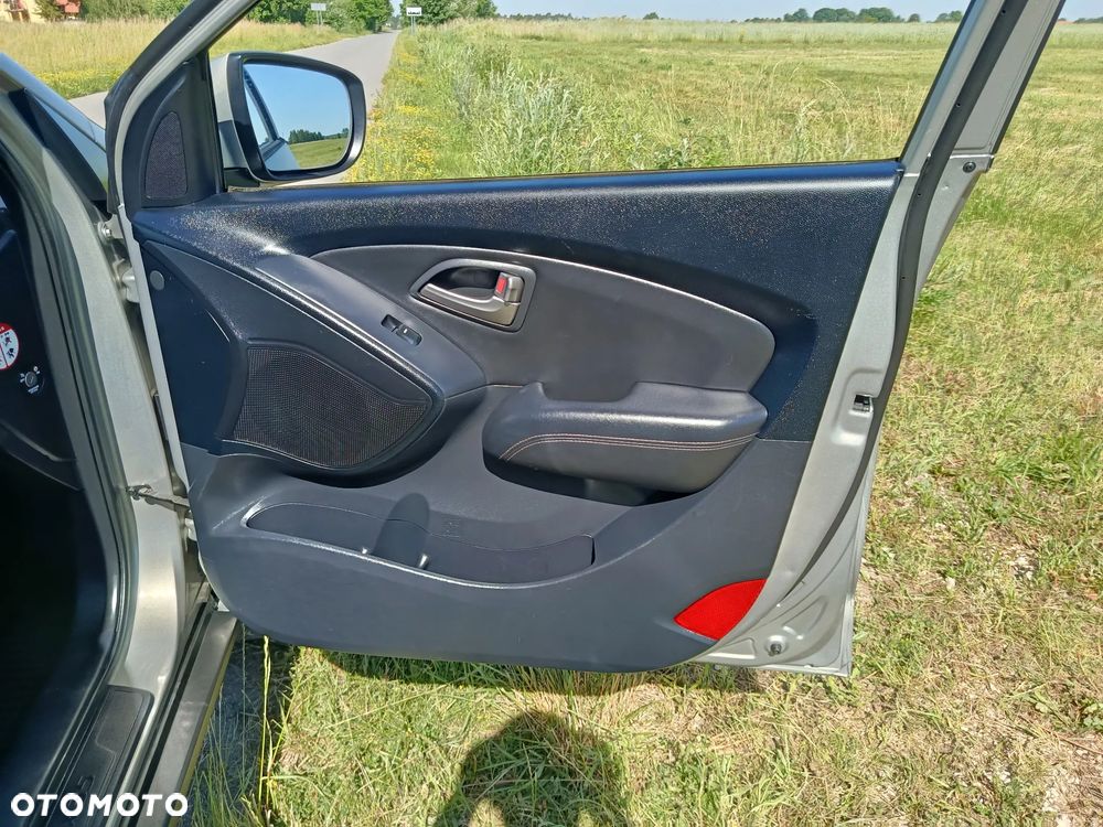 Hyundai ix35 2.0 4WD Premium - 24