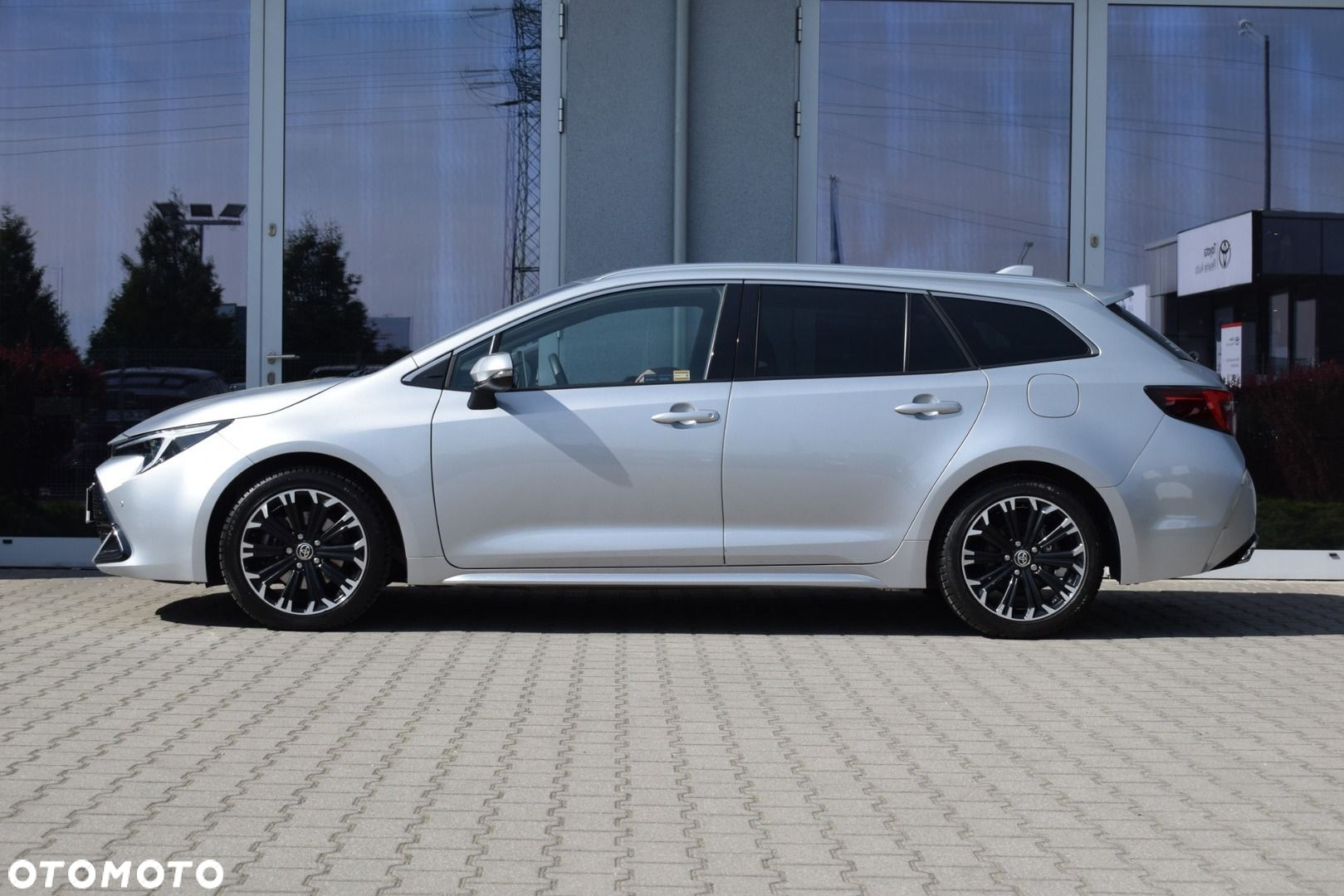Toyota Corolla - 5
