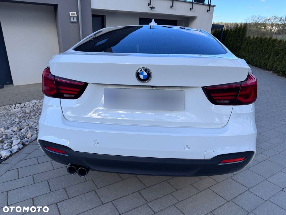 BMW 3GT 330i xDrive M Sport - 4