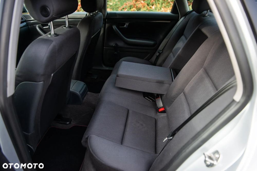 Audi A4 Limousine 1.6 - 20
