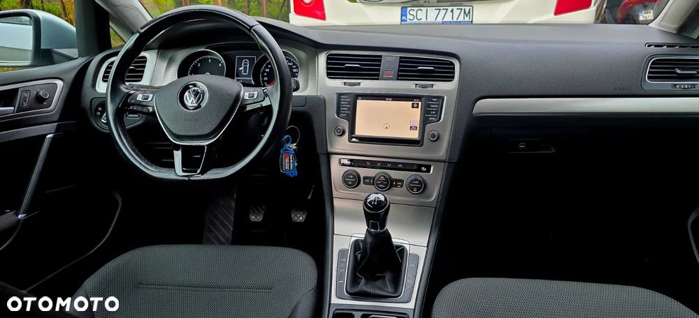 Volkswagen Golf 1.6 BlueTDI Comfortline - 29