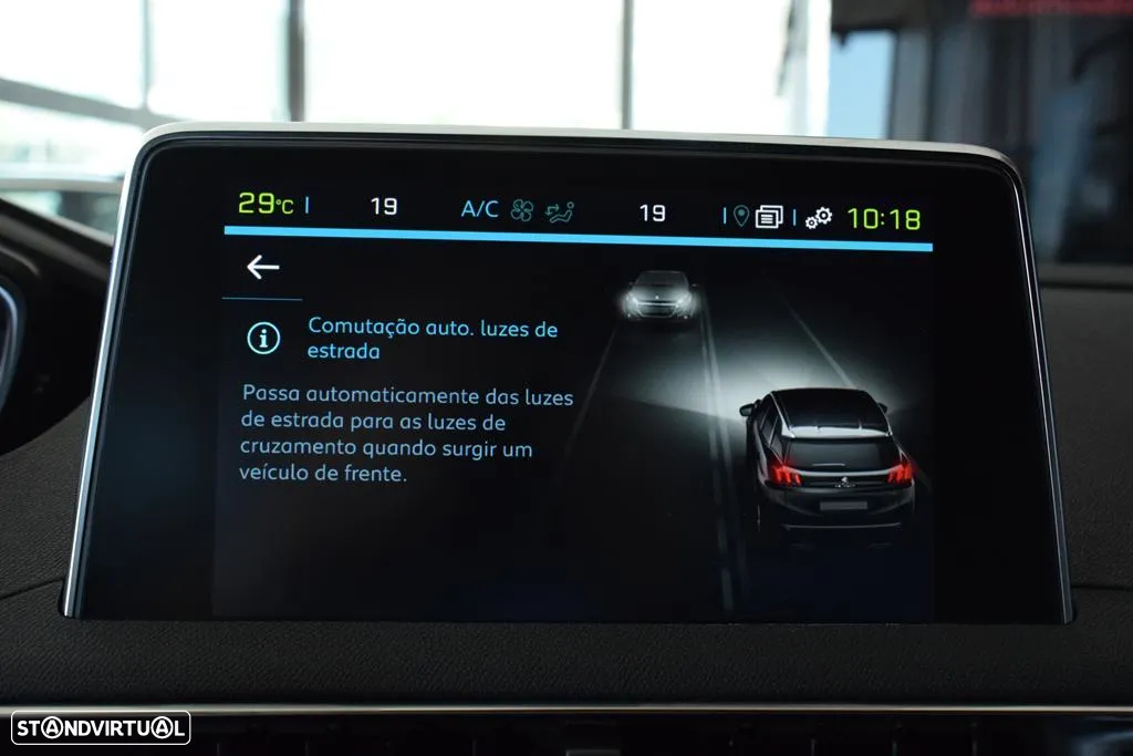Peugeot 3008 1.6 Hybrid4 GT e-EAT8 - 23