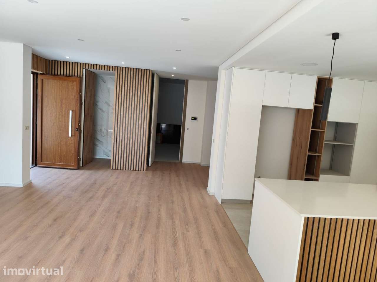 Moradia Geminada V4 em fase de acabamentos em Palmeira, Braga - Grande imagem: 4/50