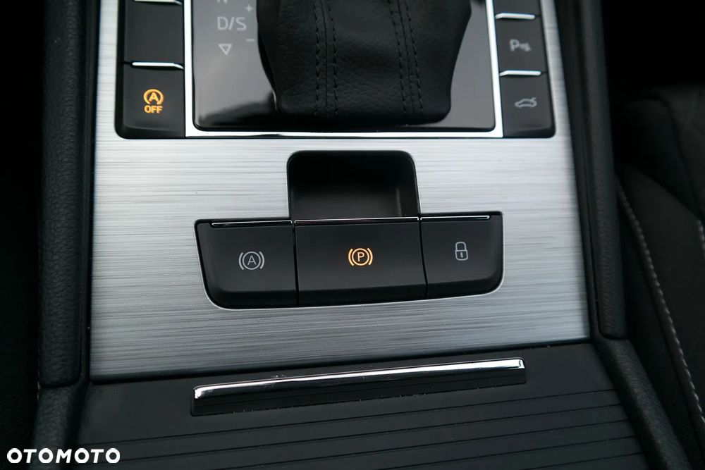 Skoda Superb 2.0 TSI Ambition DSG - 30