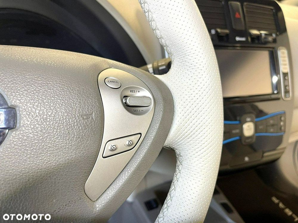 Nissan Leaf - 17