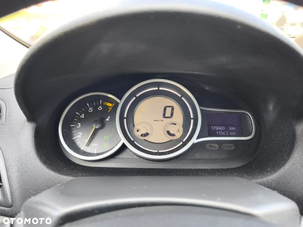 Renault Megane - 18