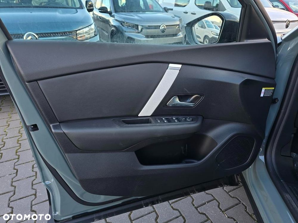 Citroën C4 1.2 mHEV Max eDCT6 - 11