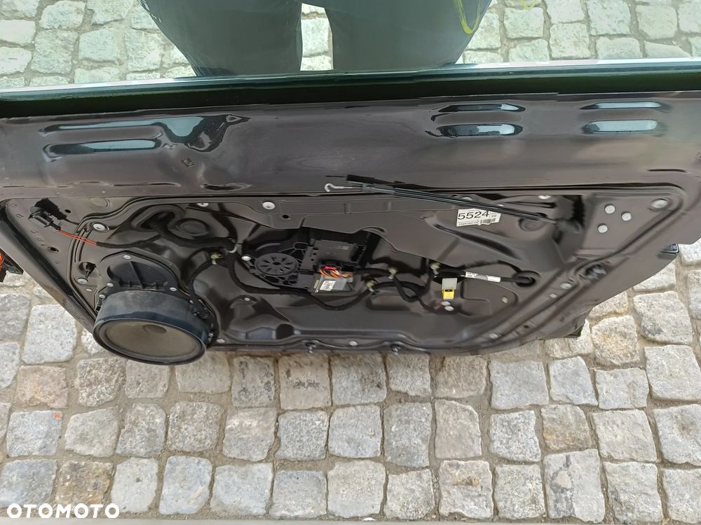 Drzwi Prawe Przednie VW Passat B7 Prawy Przód LC9X - 19