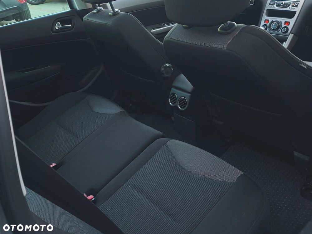 Peugeot 308 HDi FAP 150 Allure - 18