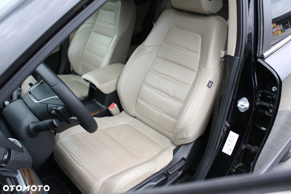 Honda CR-V 1.5 Lifestyle (Honda Connect+ / 7 os.) CVT - 26