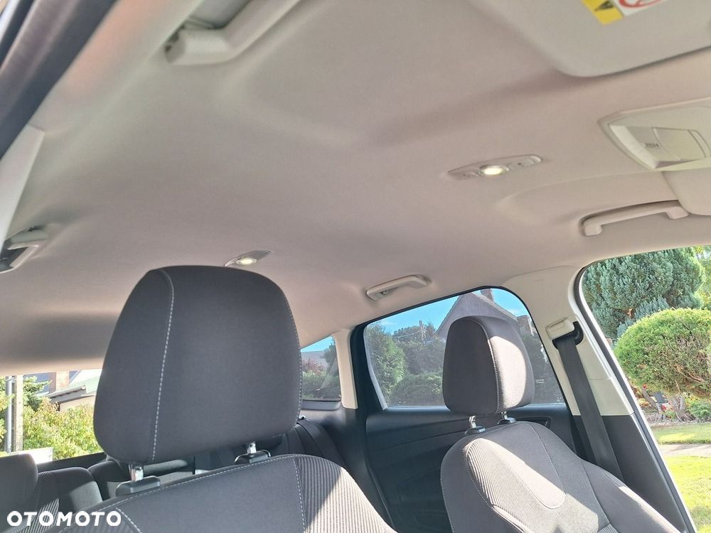 Ford Kuga 1.6 EcoBoost 2x4 Trend - 22