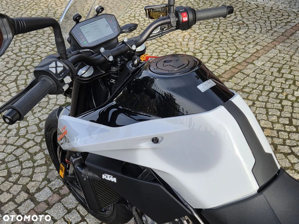 KTM Duke - 33