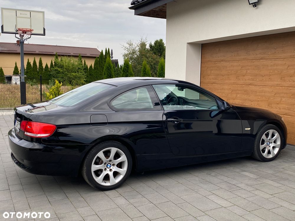 BMW Seria 3 320i Edition Exclusive - 21