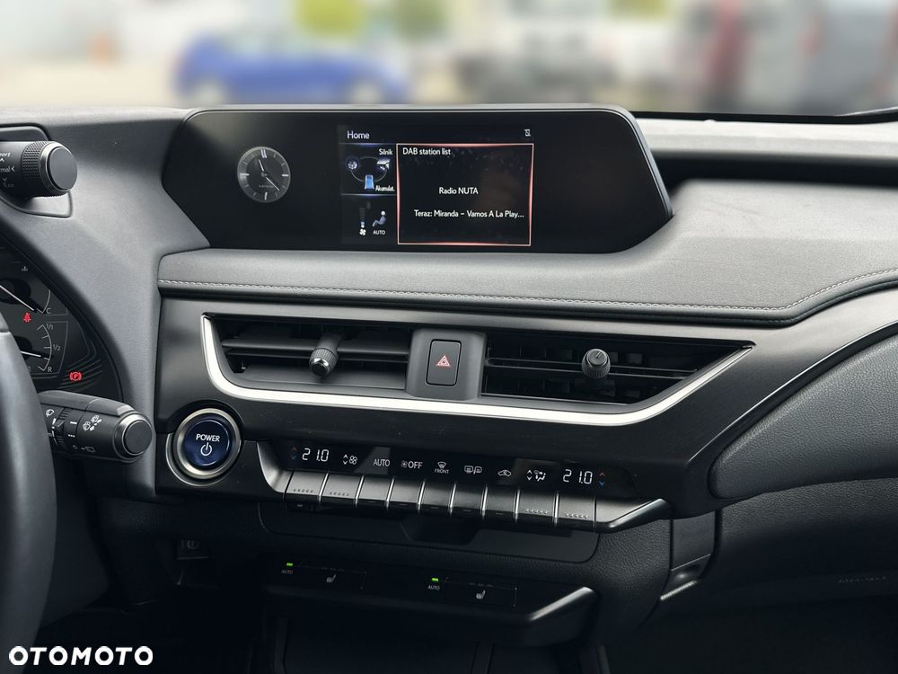 Lexus UX 250h GPF F Impression 2WD - 18