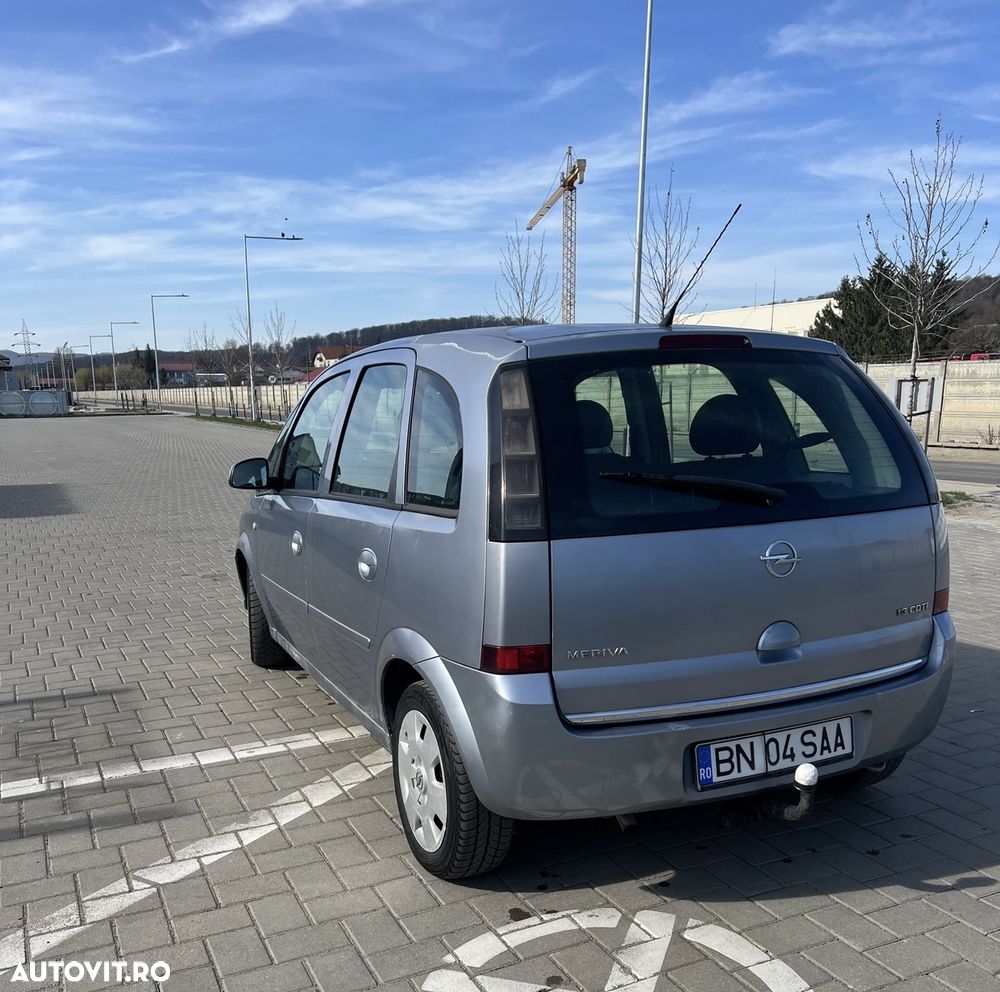 Opel Meriva 1.3 CDTI Essentia - 2