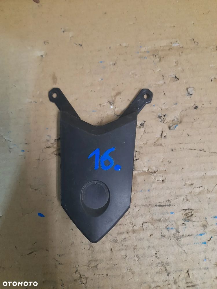= YAMAHA MT 03 ŁĄCZENIE Ogona plastik wypełnienie - 1