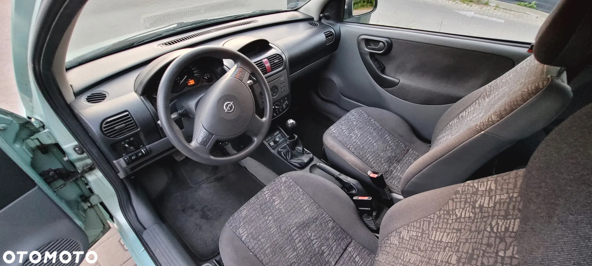 Opel Corsa 1.2 16V Comfort - 13