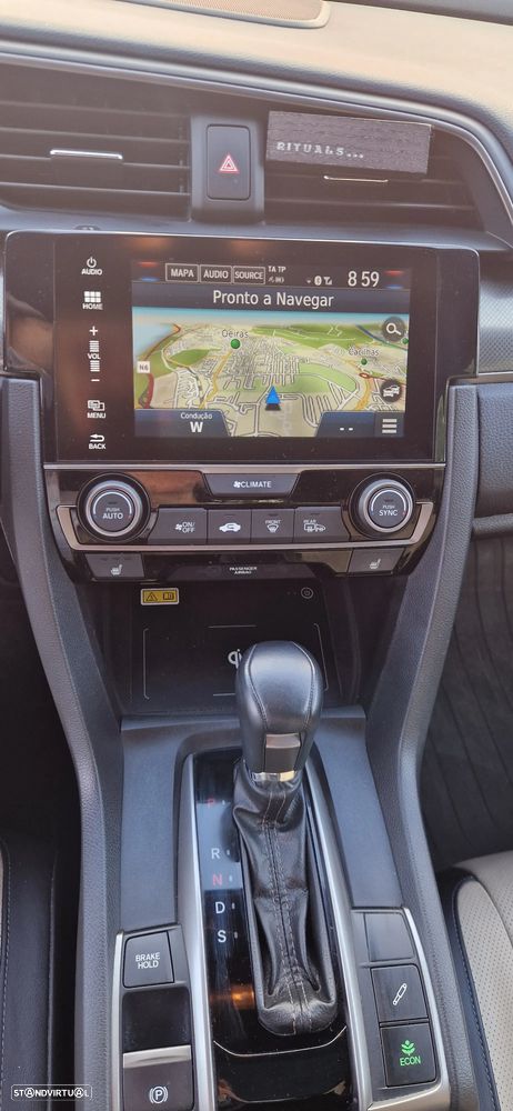 Honda Civic 1.5 i-VTEC Prestige CVT - 6