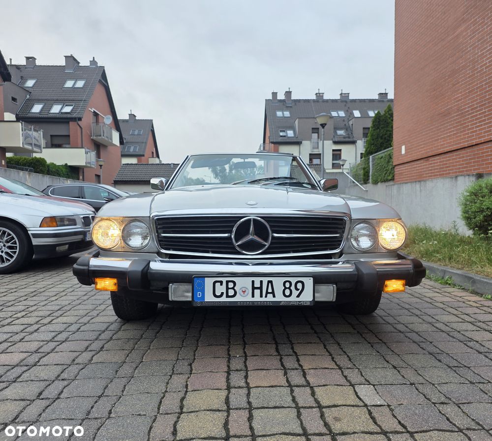 Mercedes-Benz SL - 10