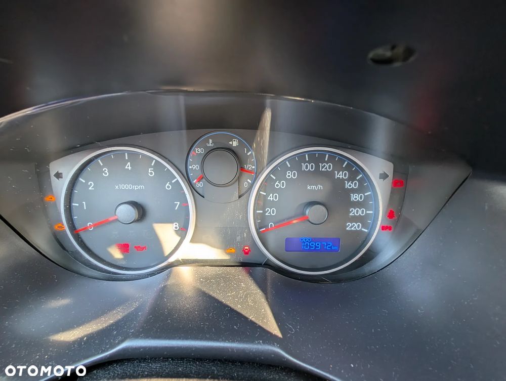 Hyundai i20 - 17