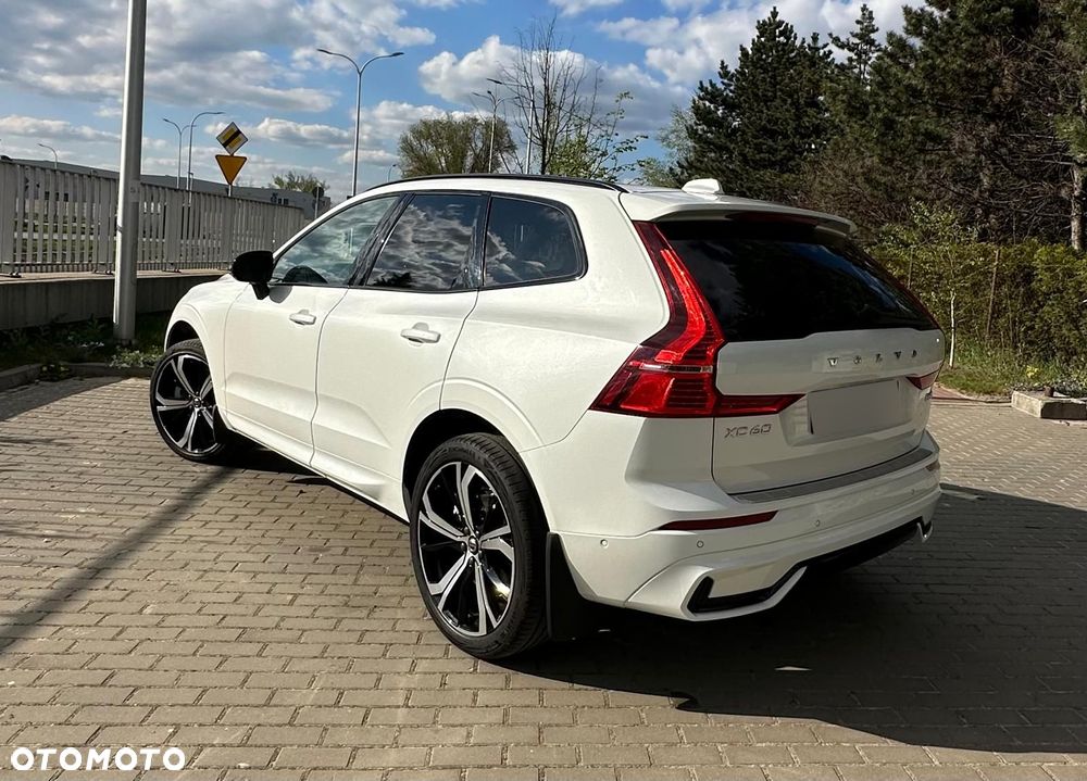Volvo XC 60 B6 B AWD R-Design - 16