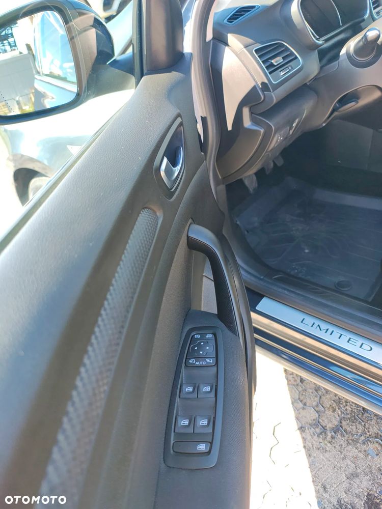 Renault Megane 1.3 TCe FAP Limited - 17