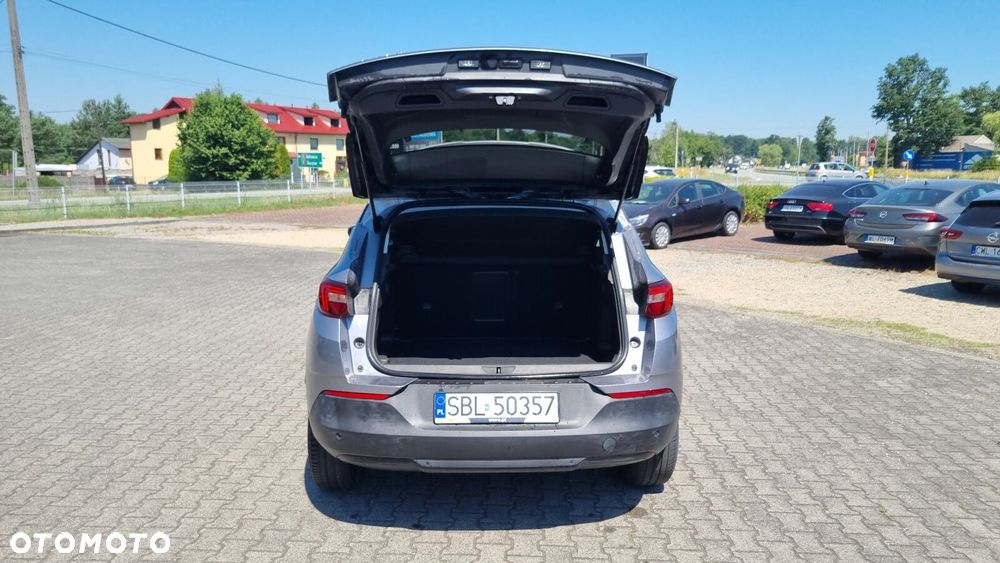 Opel Grandland X 1.2 T Enjoy S&S - 13