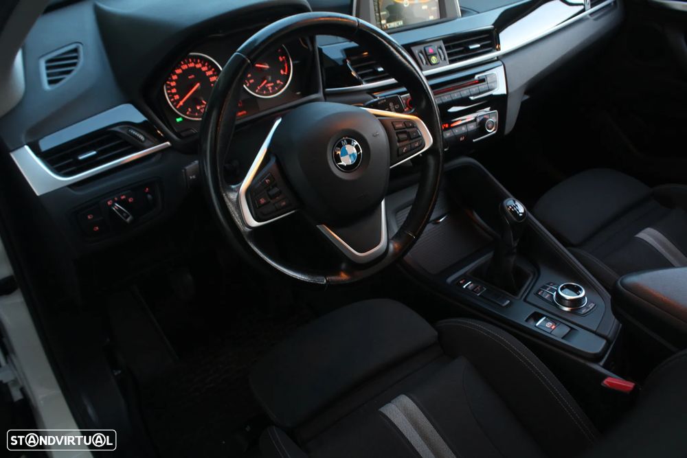 BMW X1 16 d sDrive Line Sport - 36