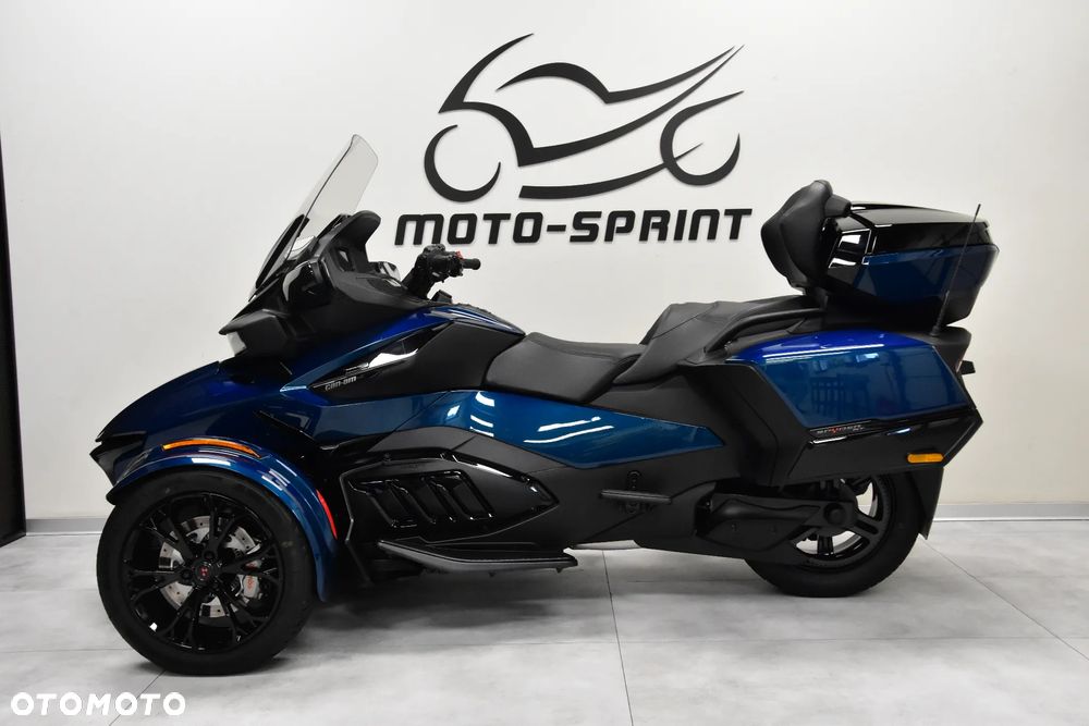 Can-Am Spyder - 3