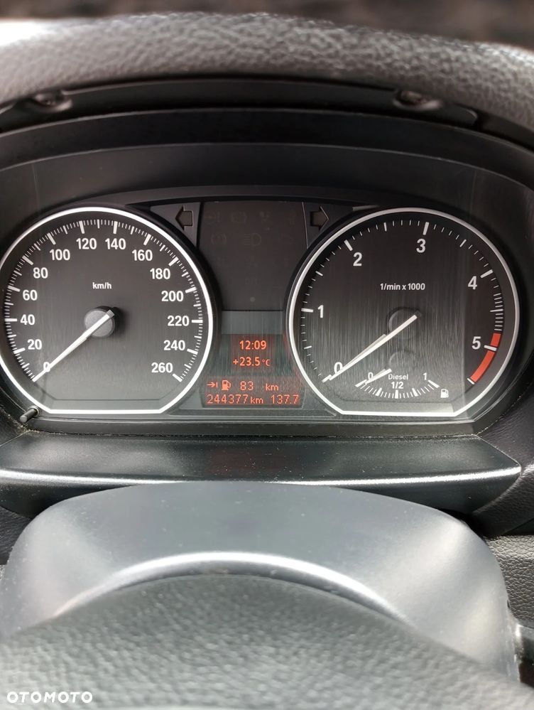 BMW Seria 1 120d - 5