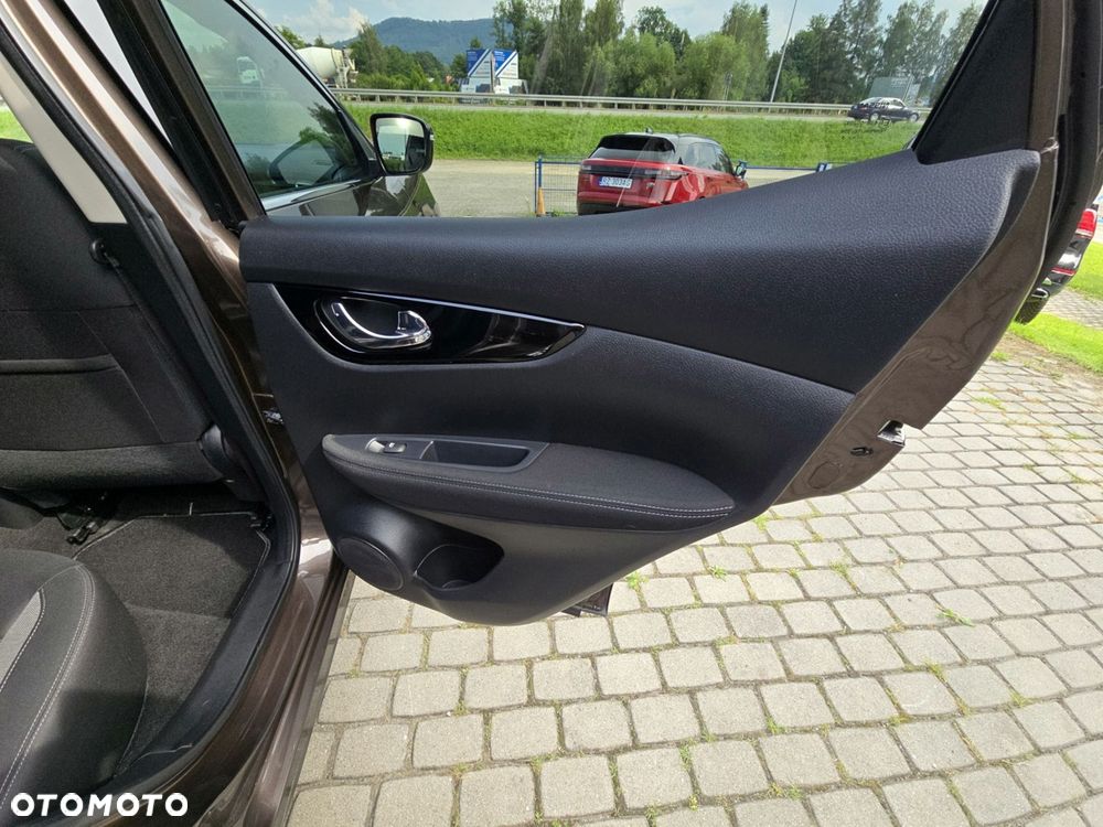 Nissan Qashqai - 24