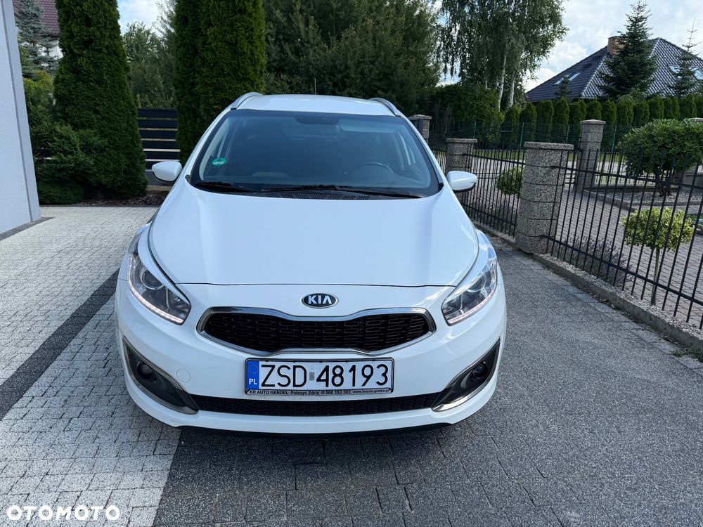 Kia Ceed 1.6 CRDi 136 ISG GT Line - 22